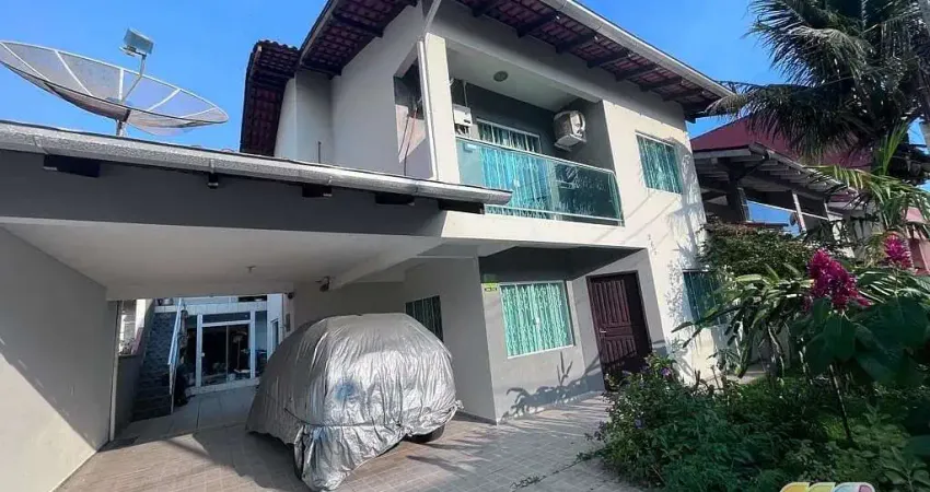 Casa com 5 quartos à venda na Rua Rio Grande do Sul, Balneário Enseada, São Francisco do Sul