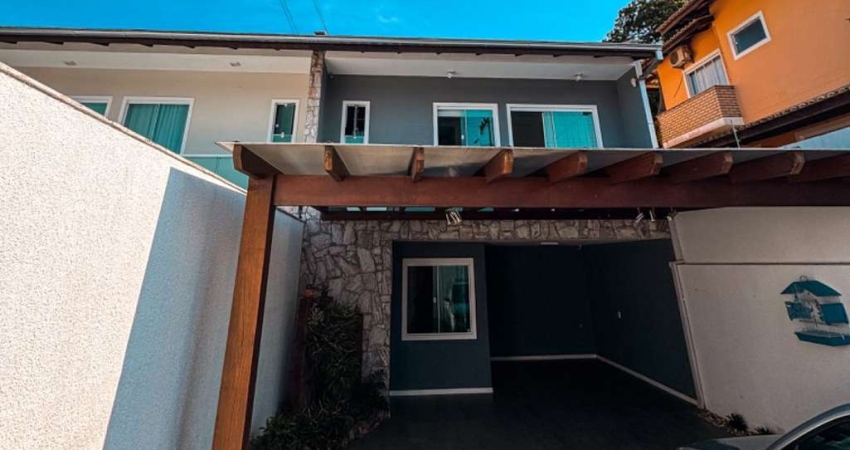 Casa com 3 quartos à venda na Rua Mario Roberto Robaina, Água Branca, São Francisco do Sul
