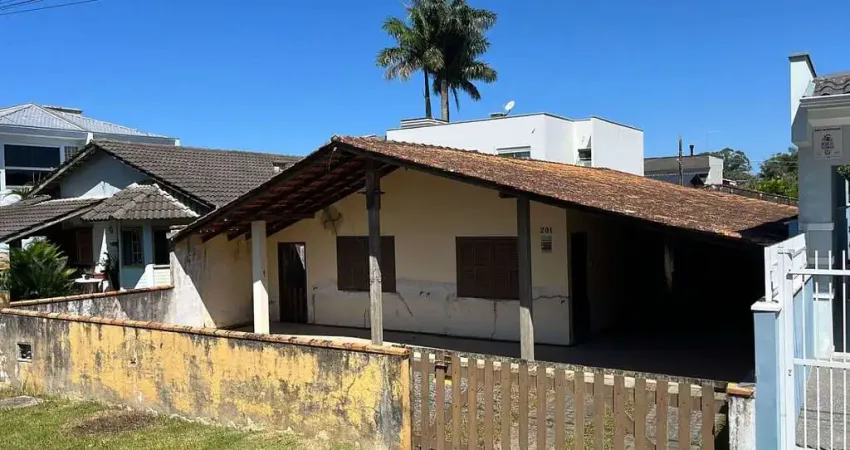 Casa com 3 quartos à venda na RUA ESTOCOLMO, Ubatuba, São Francisco do Sul