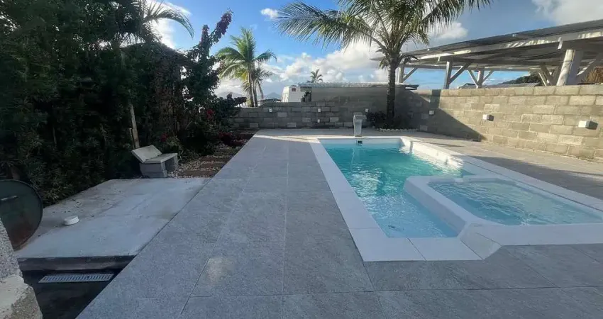 CASA PARA LOCAÇÃO NO PAULAS REGIÃO CENTRO DE SÃO FRANCISCO DO SUL,SC.