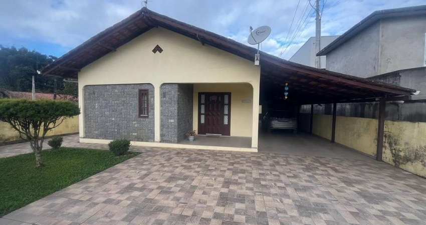 CASA A VENDA NA REGIÃO CENTRAL, SÃO FRANCISCO DO SUL, SC
