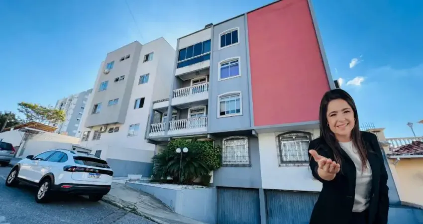 Apartamento com 3 quartos à venda na Rua Renato Ramos da Silva, 282, Barreiros, São José