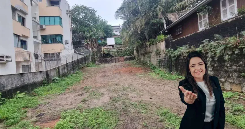 Terreno à venda na Rua Júlio Dias, 584, Coqueiros, Florianópolis