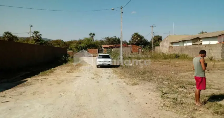 Terreno à venda na Rua Acelino Avelino da Silva, Outra Banda, Maranguape