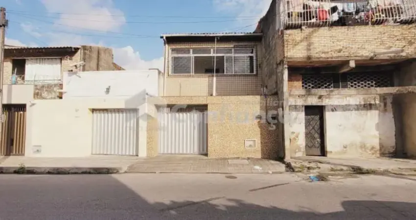 Casa á Venda no Álvaro Weyne- Fortaleza/CE