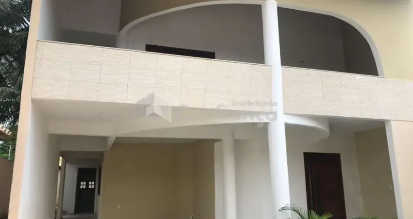 Casa Alto Padrão à Venda no Bairro Edson Queiroz em Fortaleza/CE