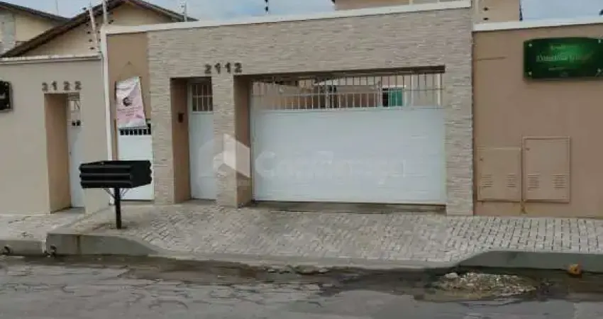 Apartamento à Venda no Parque Guadalajara/Potira em Caucaia/CE