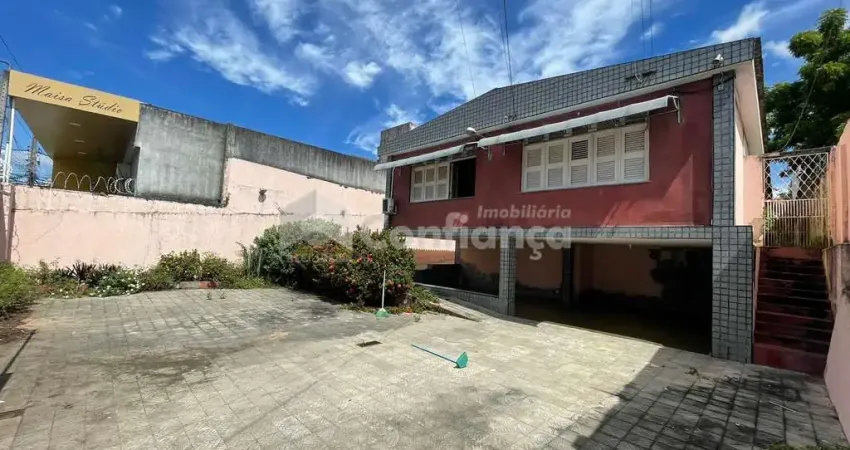 Casa com 6 quartos à venda na Rua Osvaldo Cruz, 3262, Dionisio Torres, Fortaleza