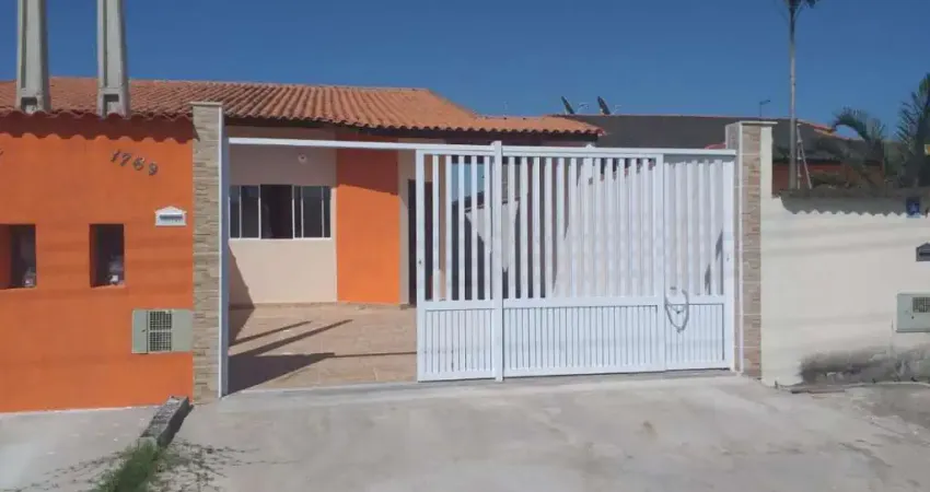 Casa com 2 quartos à venda no Jardim Grandesp, Itanhaém 