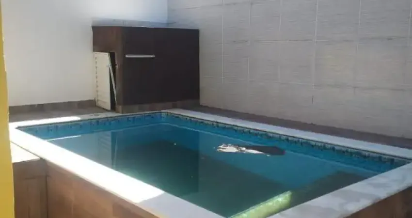 casa com piscina em mongagua /sp