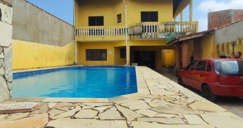 Casa à venda na Praça Ângelo Guerra, 6701, Balneário Tupy, Itanhaém