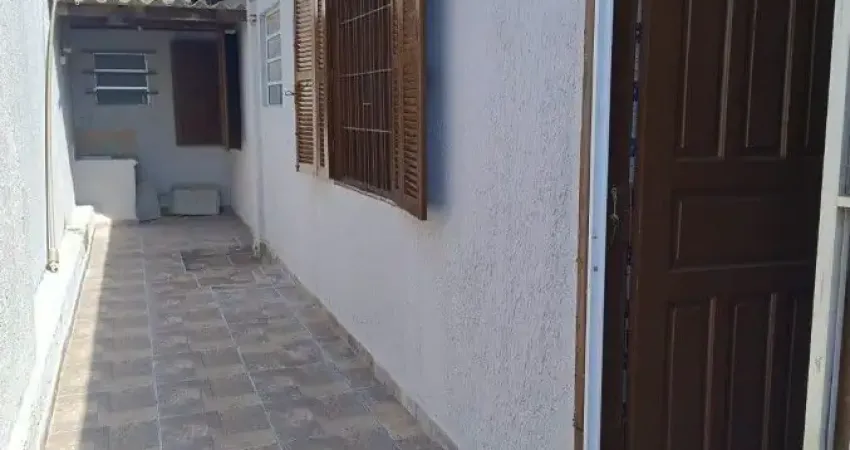 CASA PROXIMO A RODOVIA EM ITANHAEM