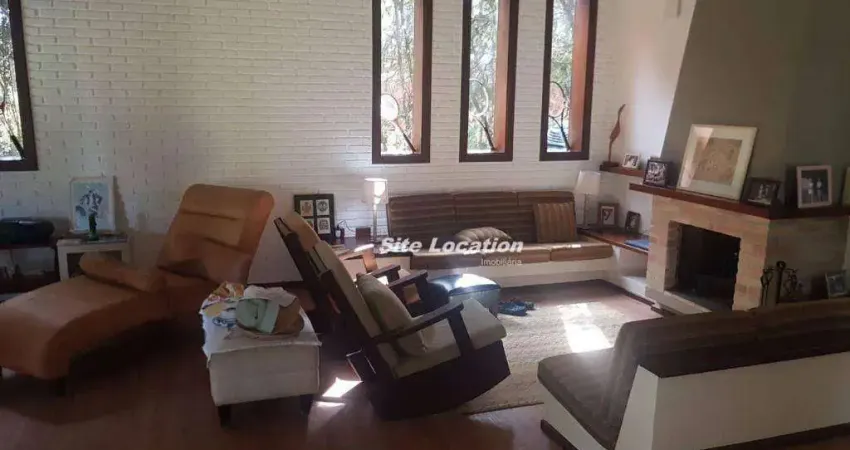 115308 Casa com 5 dormitórios para alugar, 300 m² por R$ 11.800/mês - Tanque - Atibaia/SP