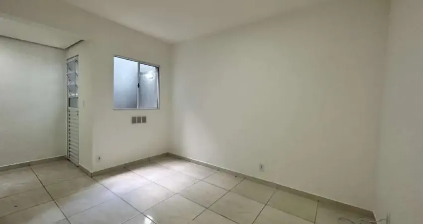 Kitnet / Stúdio para alugar na Rua Tapari, 209, Vila Esperança, São Paulo