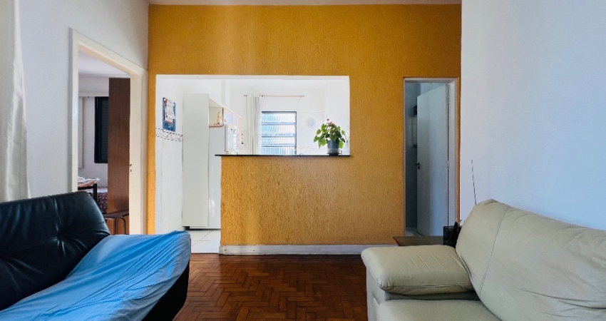 Apartamento na quadra da praia do Itararé 2 quartos.