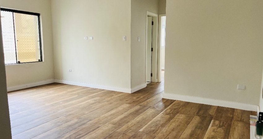 Apartamento na quadra da praia.