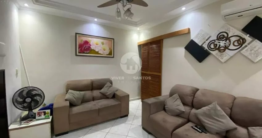 Apartamento dois dormitórios (1 suíte) no Embaré a 5 quadras da praia