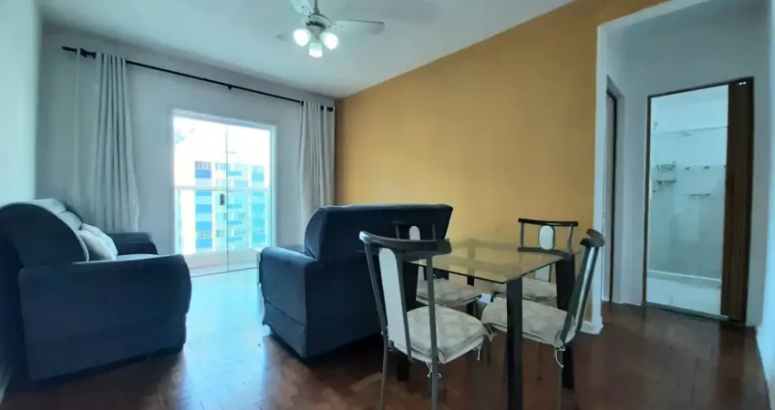 Locação 1 dormitório/sala ampla/varanda com saída para sala e quarto/cozinha/lavanderia/2 banheiros