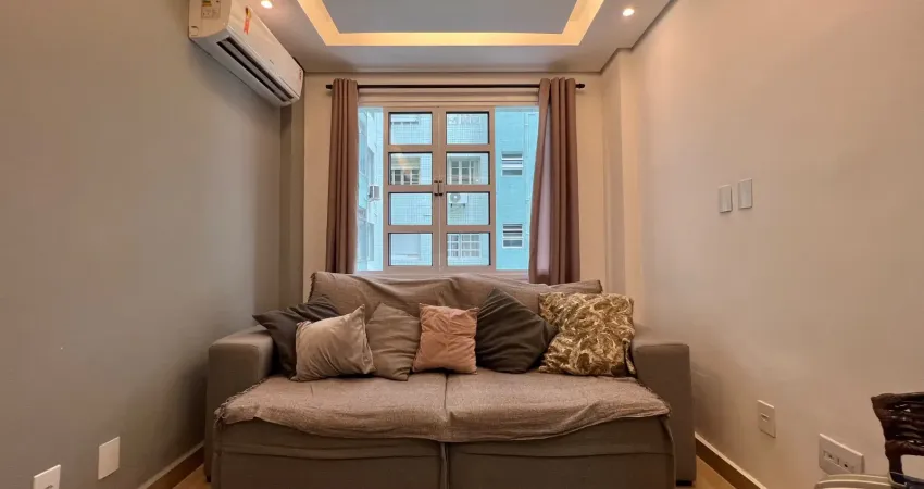 Vendo apartamento com 1 dorm, sala, cozinha, banheiro, lavanderia, reformado, no josé menino.