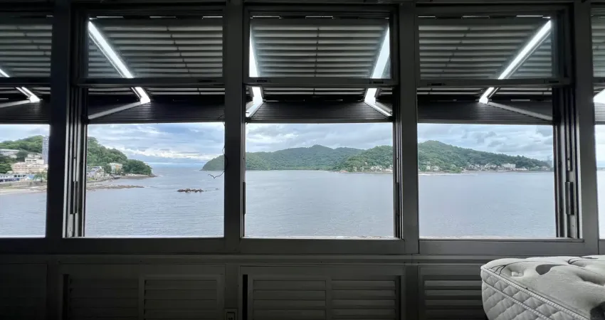 Apartamento a venda na praia dos milionarios/1 quarto/sala ampla/cozinha/banheiro/vista mar total/2 vagas.