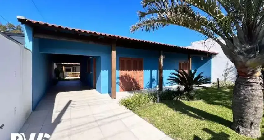 CASA COM 03 DORMITÓRIOS PRÓXIMO DO MAR EM NOVA TRAMANDAÍ