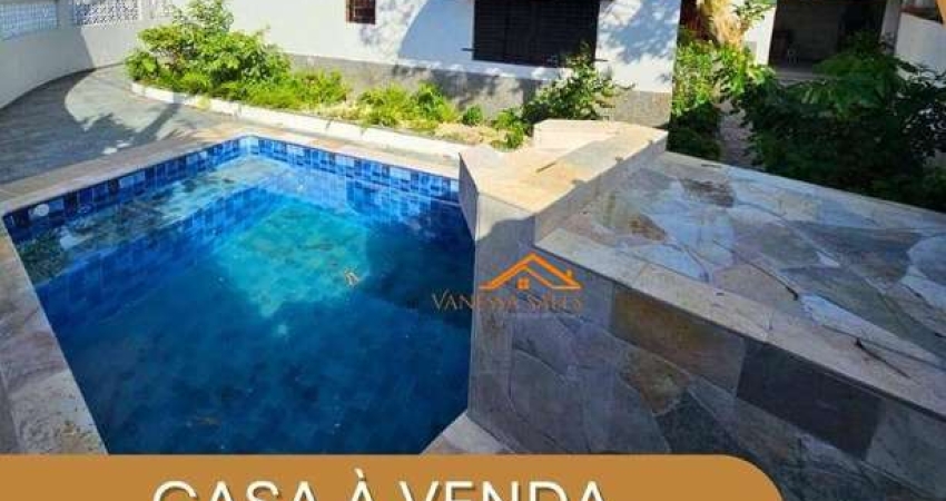 Casa com 3 dormitórios à venda, 132 m² por R$ 449.900 - Mongaguá/SP - Próximo a Plataforma de Pesca