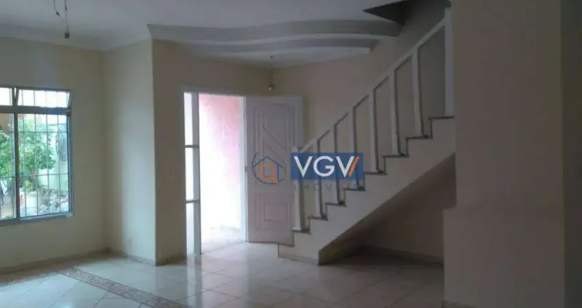 Sobrado com 3 dormitórios para alugar, 130 m² por R$ 3.600,00/mês - Vila Fachini - São Paulo/SP