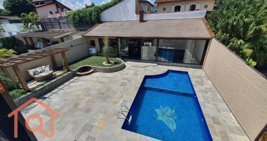 Sobrado com 4 dormitórios à venda, 500 m² por R$ 2.600.500,00 - Interlagos - São Paulo/SP