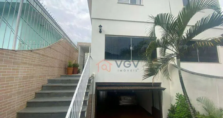Sobrado com 3 dormitórios à venda, 204 m² por R$ 880.000,00 - Jabaquara - São Paulo/SP