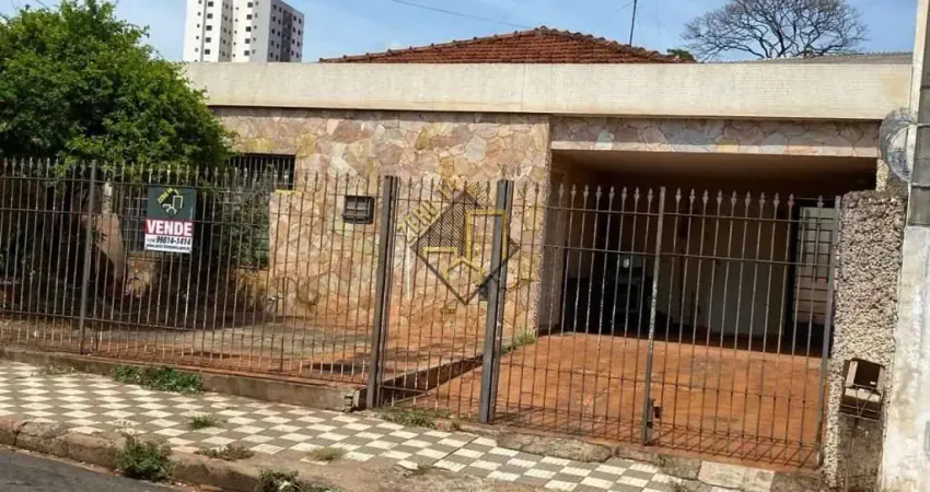 Casa com 3 quartos à venda na Vila Cardia, Bauru 