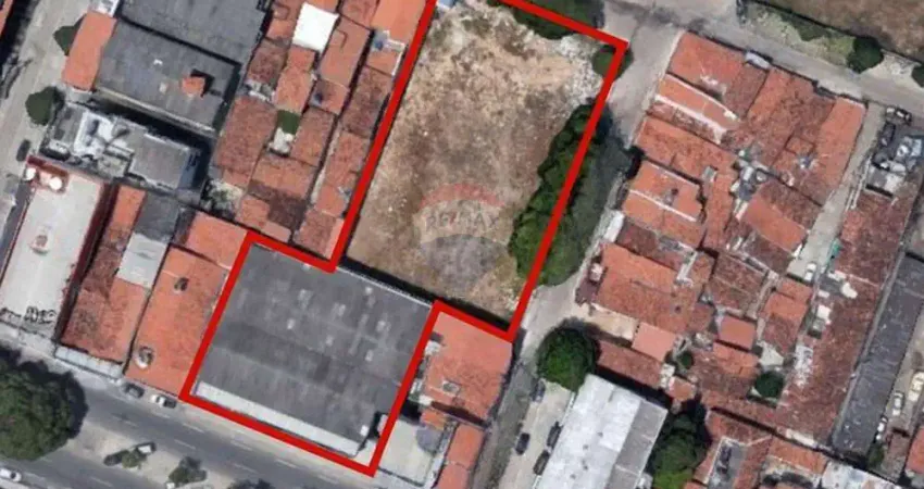 Prédio Comercial com Área total de 1.950m² em Lagoa Nova/ Natal