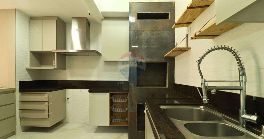 'Casa em condomínio fechado duplex com 3 suítes em Capim Macio!'