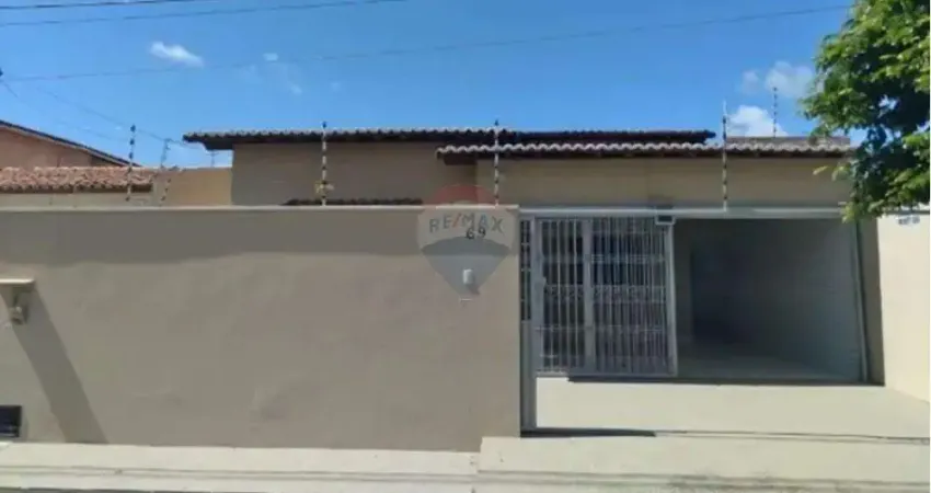 Casa Ampla e Segura para Locação em Nova Parnamirim – Localização Privilegiada!