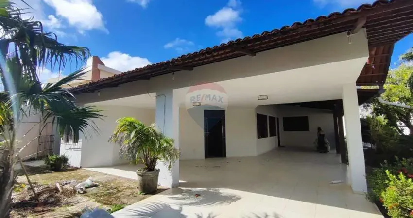 Casa com 3 quartos à venda no Candelária, Natal