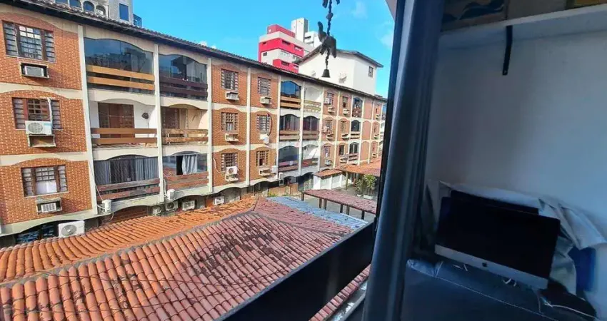 Vendo excelente flat no condomínio residence, paralelo a salgado filho, natal.