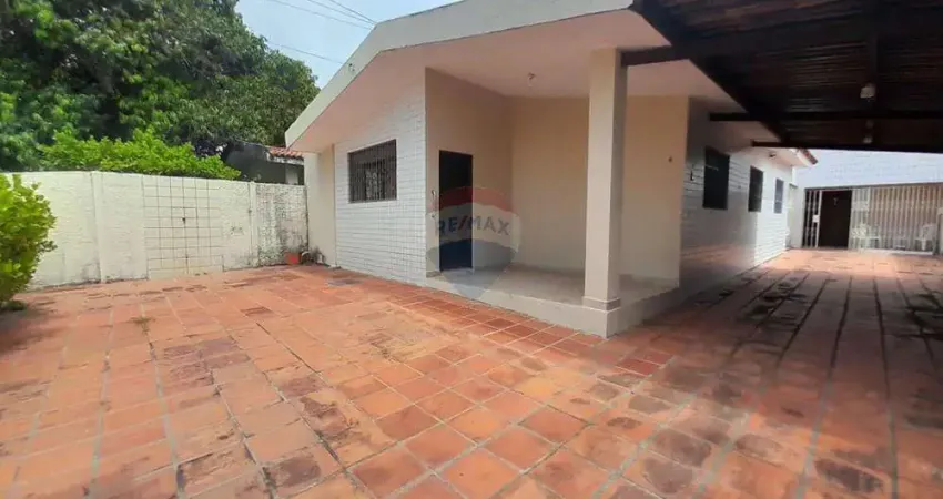 Casa com 5 quartos para alugar na Rua Praia de Caraúbas, 8809, Ponta Negra, Natal