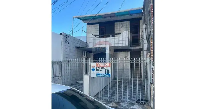 Casa com 5 quartos à venda na Rua Alberto Silva 1368, 1368, Lagoa Nova, Natal