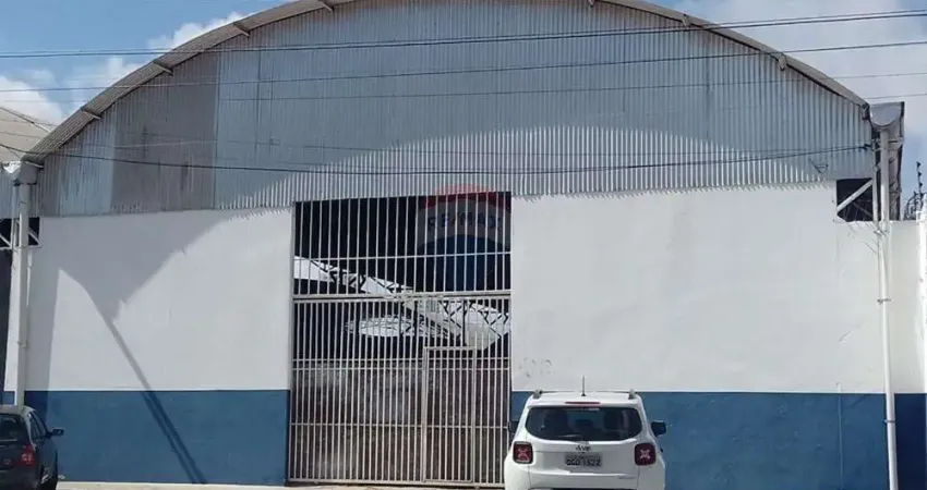Barracão / Galpão / Depósito para alugar no Alecrim, Natal
