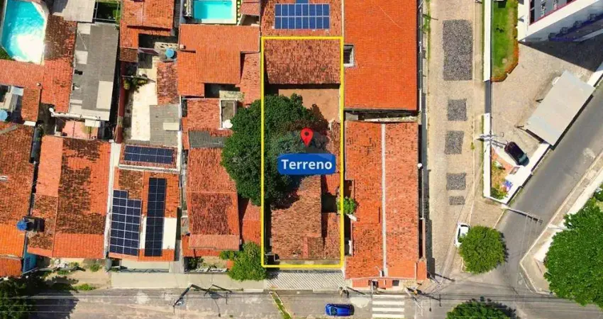 Terreno com Construção no Coração do Alecrim – Rua Olinto Meira | R$ 350.000,00