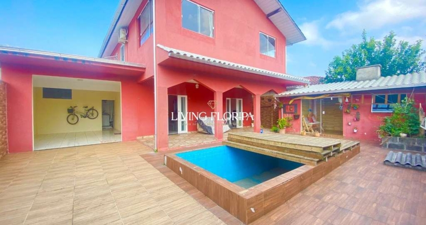 Casa com 3 quartos à venda na Rua Fidélis Govoni, 390, Campeche, Florianópolis