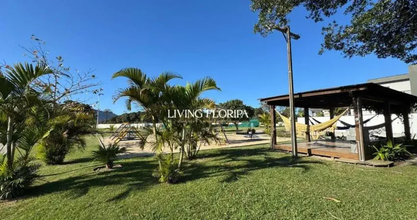 Casa em condomínio fechado com 4 quartos à venda na Rodovia Aparício Ramos Cordeiro, 110, Campeche, Florianópolis