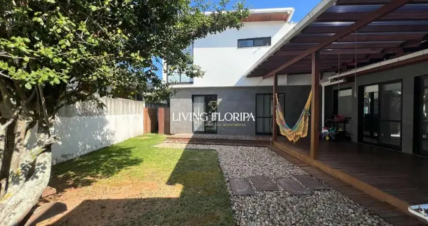 Casa em condomínio fechado com 3 quartos à venda na Rua Manoel Pedro Vieira, 688, Morro das Pedras, Florianópolis