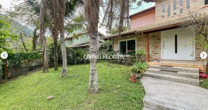 Casa em condomínio fechado com 4 quartos à venda na Rodovia Doutor Antônio Luiz Moura Gonzaga, 383, Rio Tavares, Florianópolis