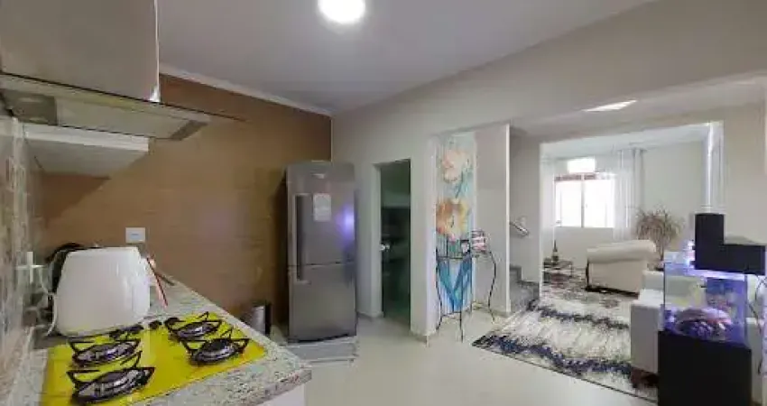 Sobrado com 2 dormitórios à venda, 100 m² por R$ 660.000 - Residencial Vila Suissa - Mogi das Cruzes/SP