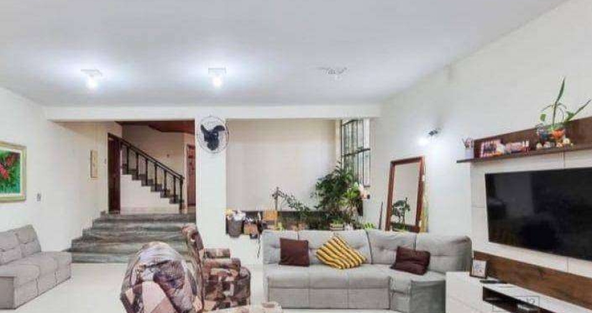 Casa com 3 dormitórios à venda, 307 m² por R$ 2.560.000,00 - Vila Ema - São José dos Campos/SP