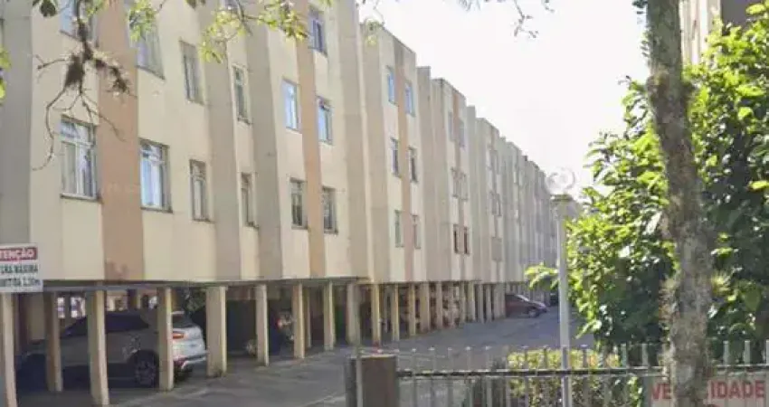 Apartamento amplo e totalmente mobiliado no Bacacheri – ao lado do Ca dore