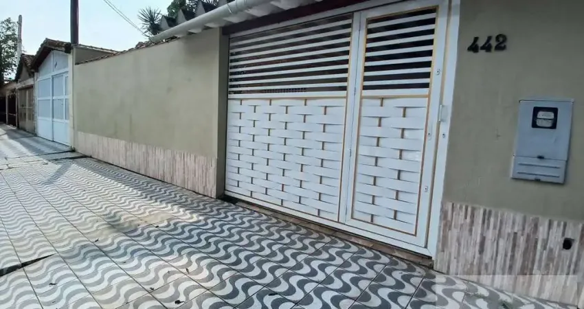 Casa Isolada 03 Dormitórios Maracanã 400m Praia - R$ 600.000