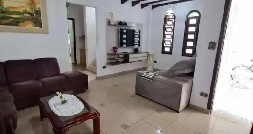 Venda-se Enorme Casa/Sobrado no Boqueirão - Praia Grande
