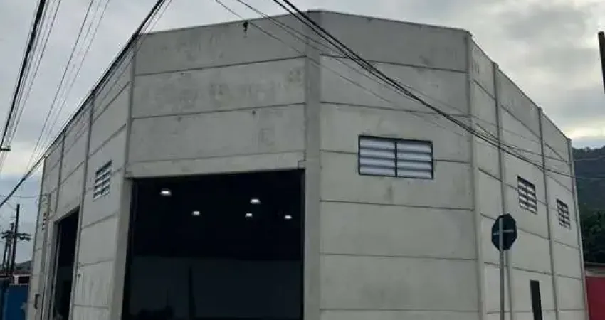 Galpão Moderno de 400m² para Locação em Zona Industrial/Comercial - Solema
