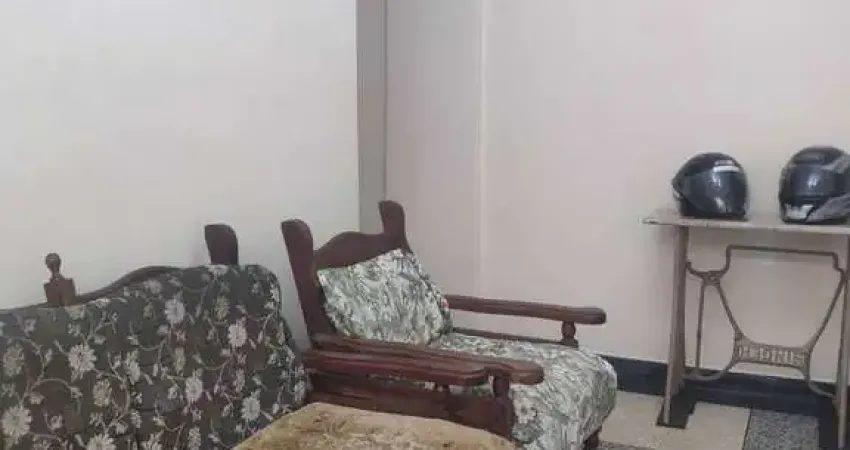 Apartamento 2 Dormitórios sacada frente rua Boqueirão - R$ 340.000